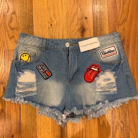 Mystique Boutique Pants - Patch denim shorts